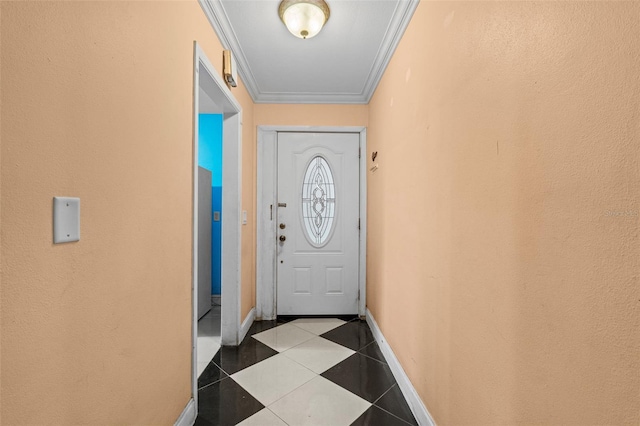 912 Ave T SE, Winter Haven, FL 33880 - entryway featuring tile patterned floors, baseboards, and crown molding