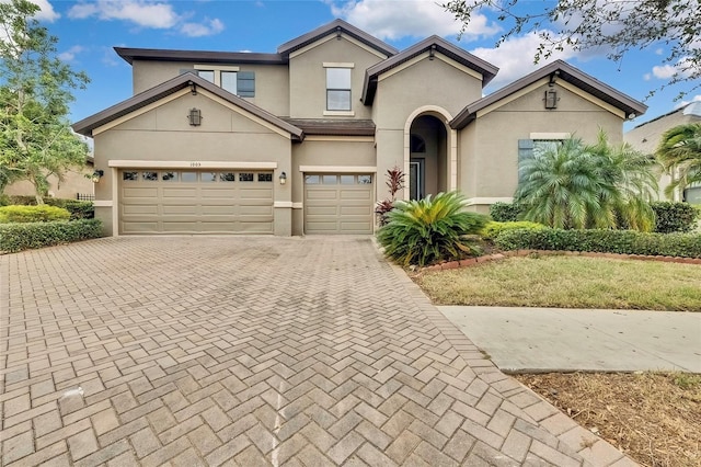 view of front facade with a garage