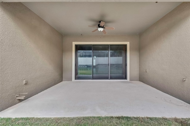 view of patio / terrace with ceiling fan