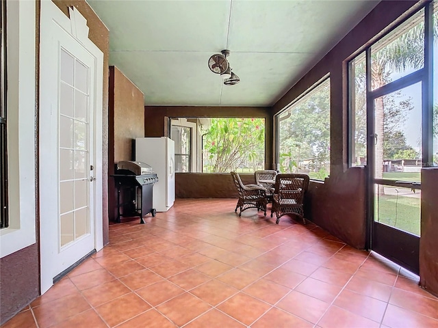 view of sunroom / solarium