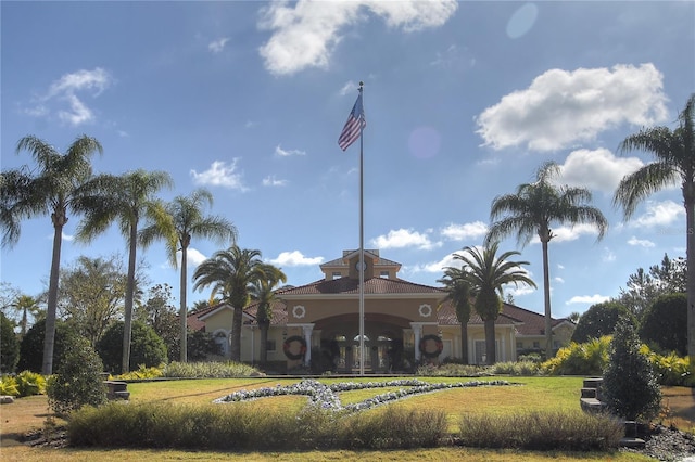 view of building exterior