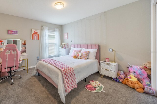 view of carpeted bedroom