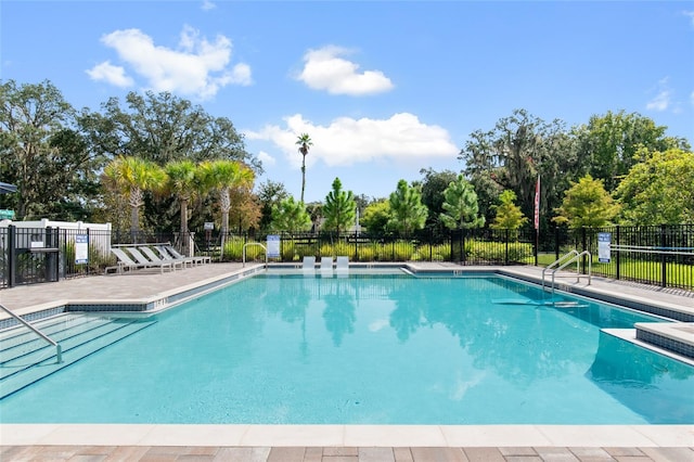 view of swimming pool