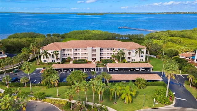 bird's eye view with a water view