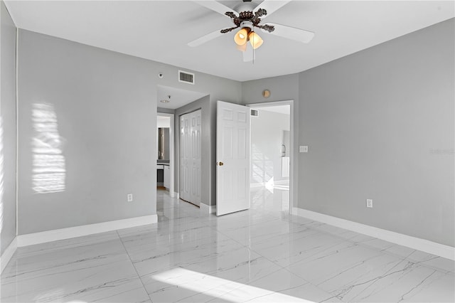 empty room with ceiling fan