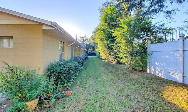 1501 NE 57th St, Ocala, FL 34479 - view of yard