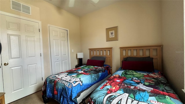 carpeted bedroom featuring ceiling fan