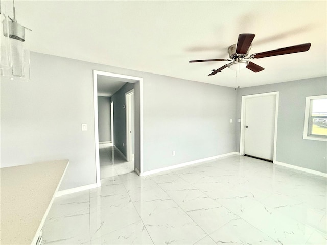 empty room with ceiling fan