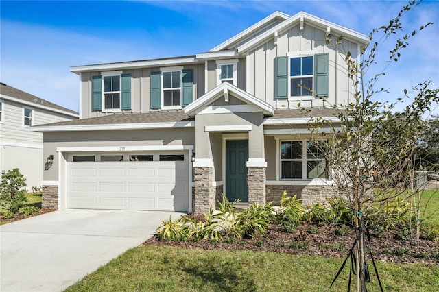 craftsman-style house featuring a garage