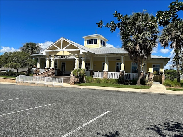 view of front of house with a porch