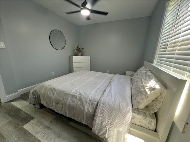 bedroom featuring ceiling fan