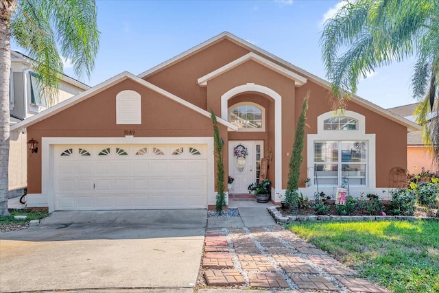 view of front facade with a garage