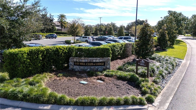 view of community / neighborhood sign