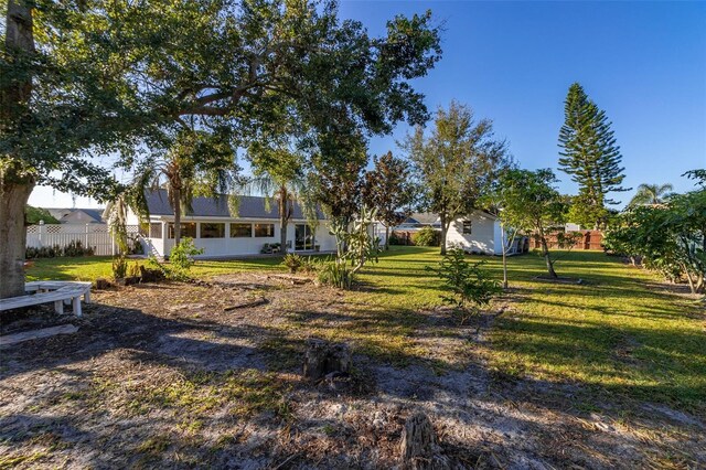 1402 Westminster Way, Kissimmee, FL 34744 - view of yard