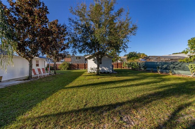 1402 Westminster Way, Kissimmee, FL 34744 - view of yard