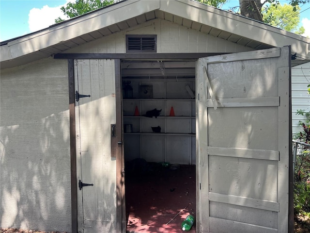112 10th St, Saint Cloud, FL 34769 - view of outbuilding