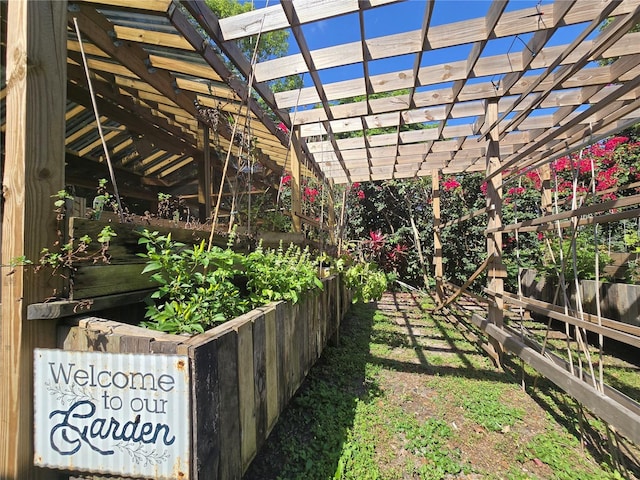 112 10th St, Saint Cloud, FL 34769 - view of yard with a vegetable garden
