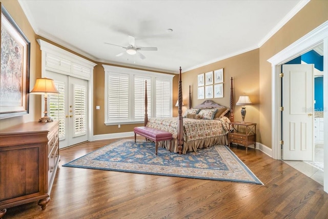 bedroom with ceiling fan, light hardwood / wood-style floors, crown molding, and access to exterior