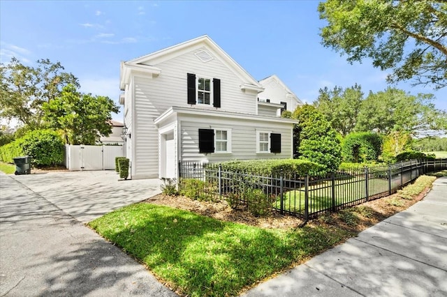 view of front of property