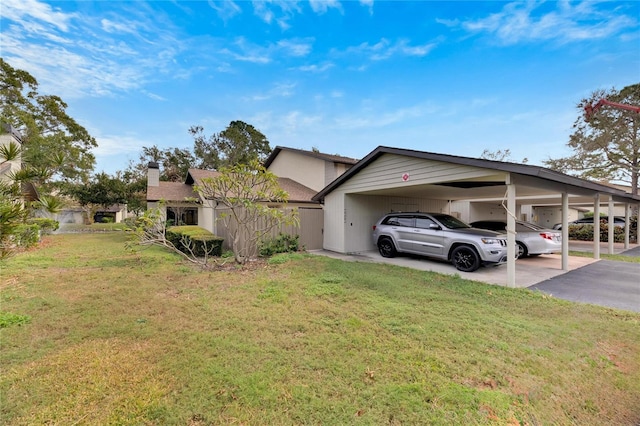 view of front of house with a front lawn