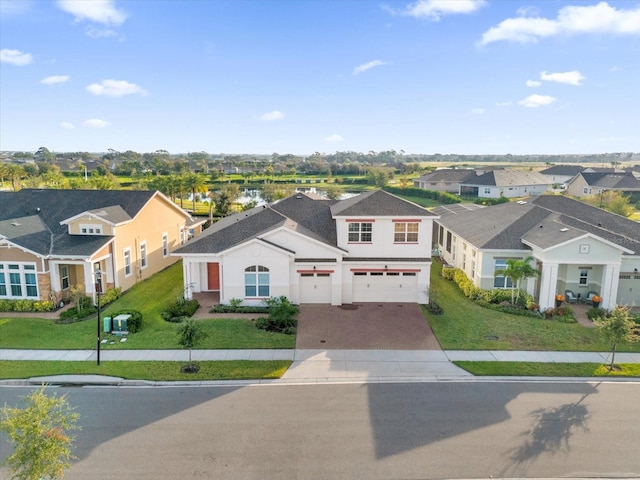 view of front of house featuring a front yard