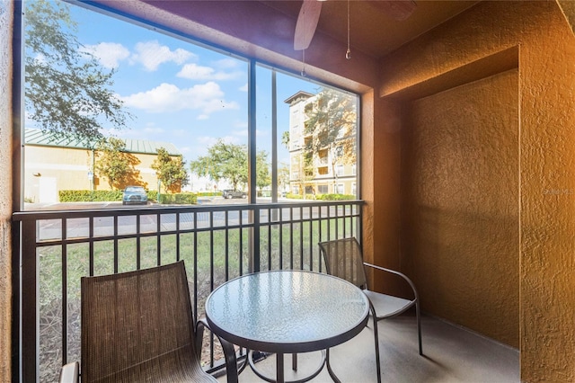 12527 Floridays Resort Dr Unit E-103, Orlando, FL 32821 - sunroom / solarium featuring ceiling fan