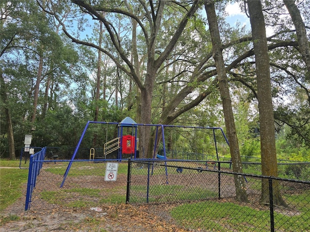 623 Dory Ln Unit 112, Altamonte Springs, FL 32714 - community play area featuring fence