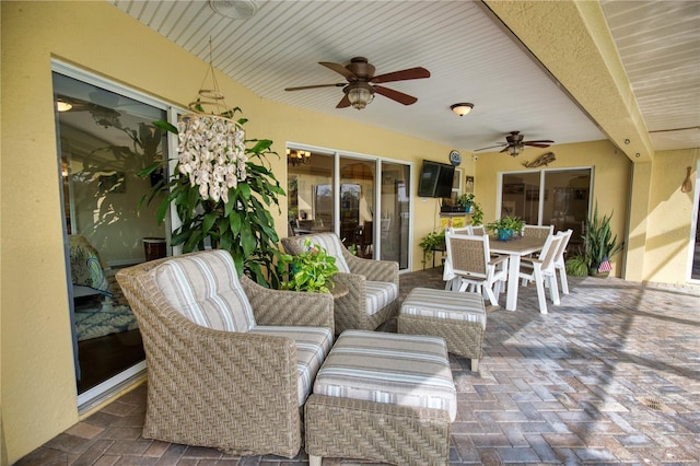 39 Tee View Pl, Rotonda West, FL 33947 - view of patio / terrace featuring a ceiling fan and outdoor dining area