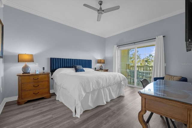 bedroom with access to outside, light hardwood / wood-style flooring, ceiling fan, and crown molding