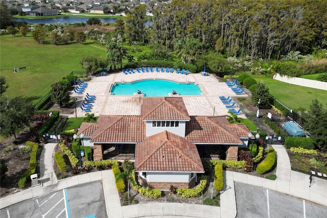 bird's eye view featuring a water view