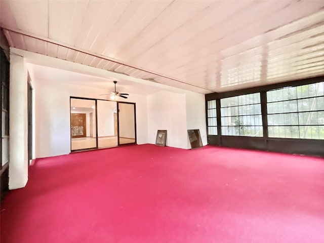 empty room with ceiling fan