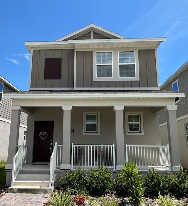 view of front facade featuring a porch