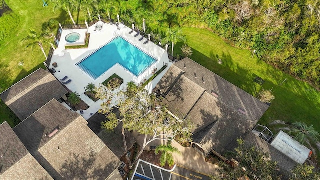 976 Leeward Pl Unit 102, Altamonte Springs, FL 32714 - view of subject property with a pool area