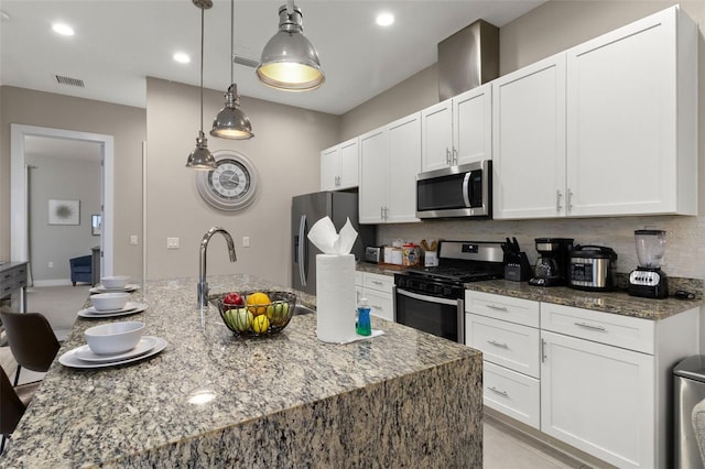 7585 Sunny Dreams Ln, Kissimmee, FL 34747 - photo 8