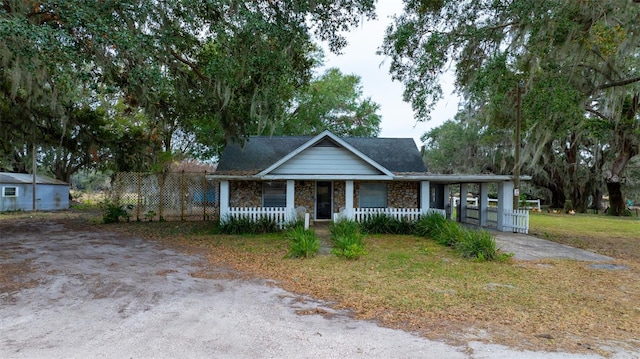 view of front of home with covered porch