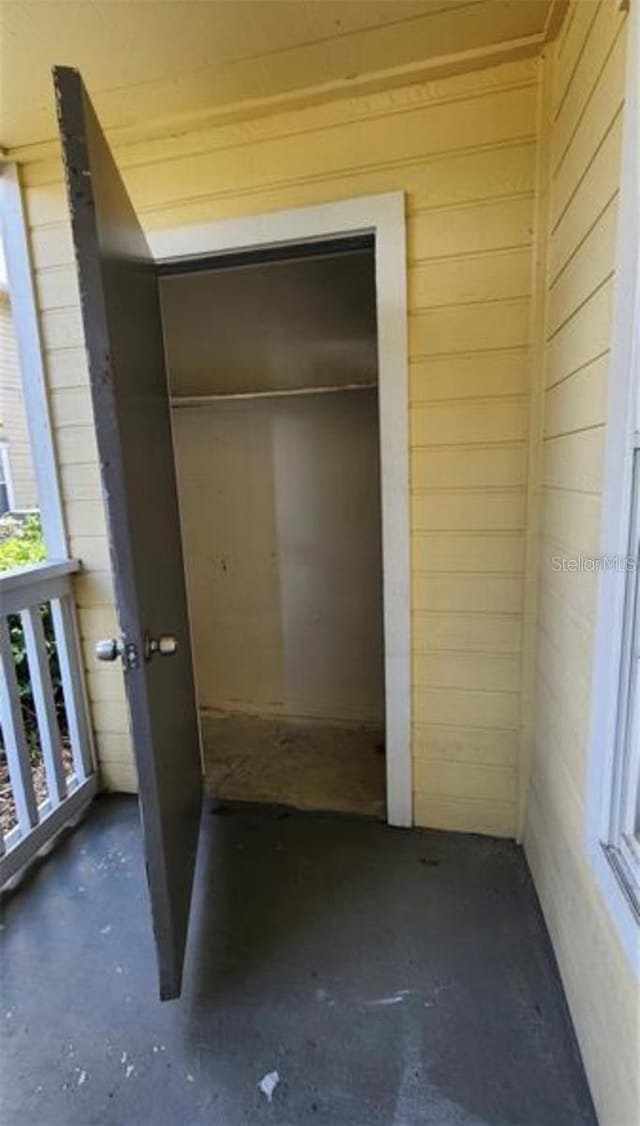 1025 S Hiawassee Rd Unit 2216, Orlando, FL 32835 - view of closet