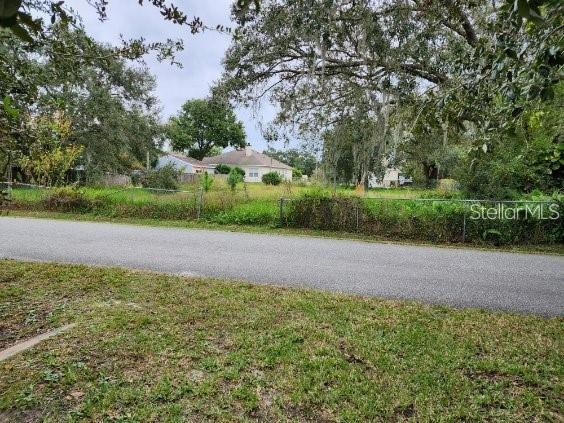 Listing photo 2 for 4947 Petroff Ave, Orlando FL 32812