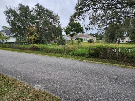 Listing photo 3 for 4947 Petroff Ave, Orlando FL 32812