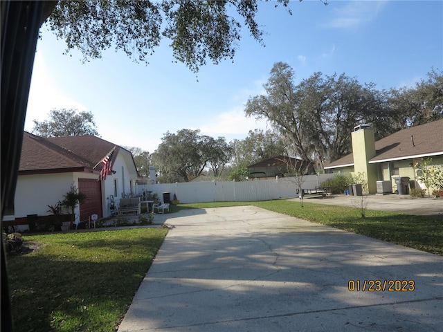 exterior space with a yard