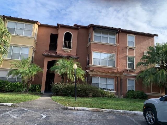 5140 Conroy Rd Unit 38, Orlando, FL 32811 - photo 1