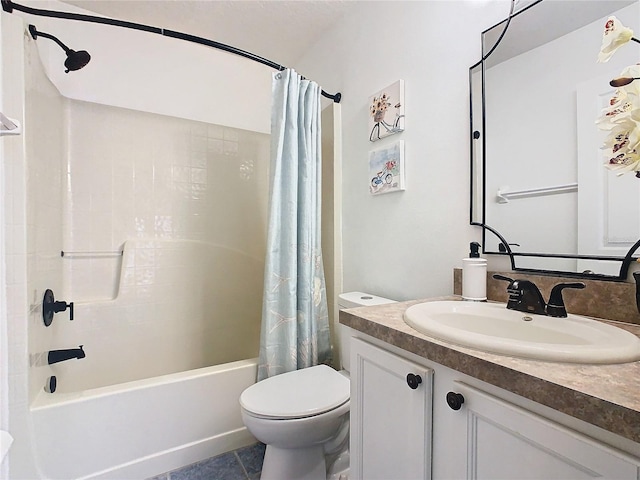 full bathroom featuring tile patterned floors, vanity, toilet, and shower / bath combo with shower curtain