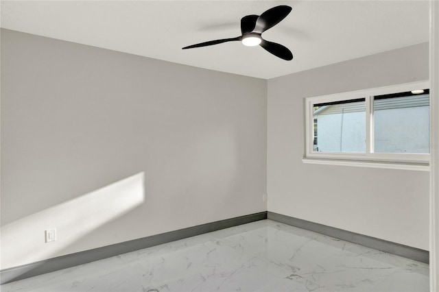 empty room with ceiling fan