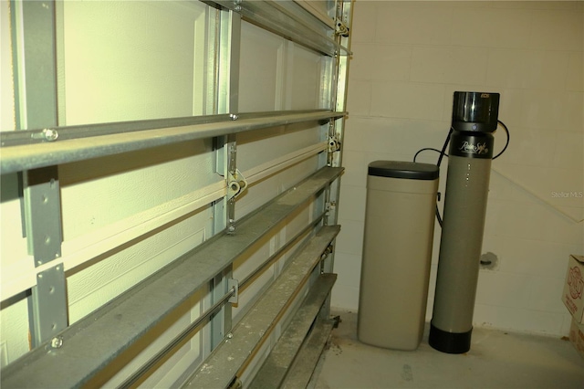 1569 Thetford Cir, Orlando, FL 32824 - basement featuring a water softener