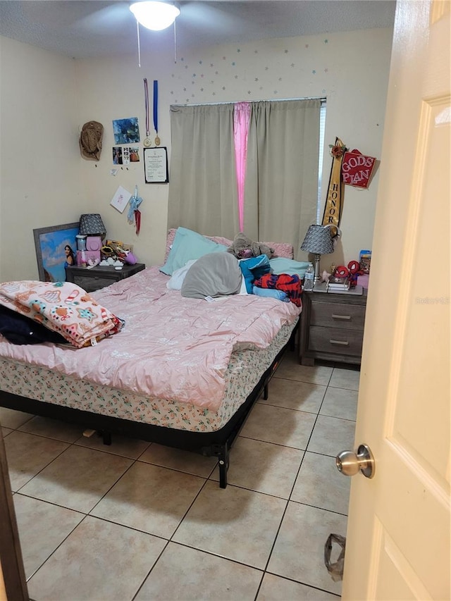 566/568 Imperial Pl, Kissimmee, FL 34758 - bedroom featuring light tile patterned floors