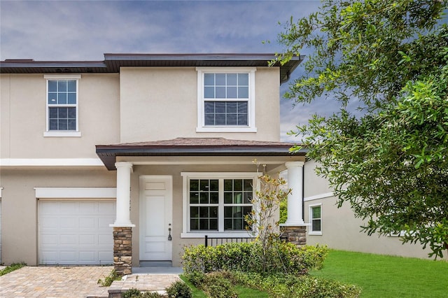 view of front of house featuring a garage