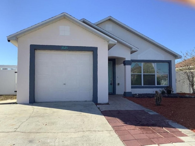 view of front facade with a garage