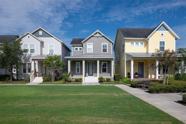 view of front of home featuring a front lawn