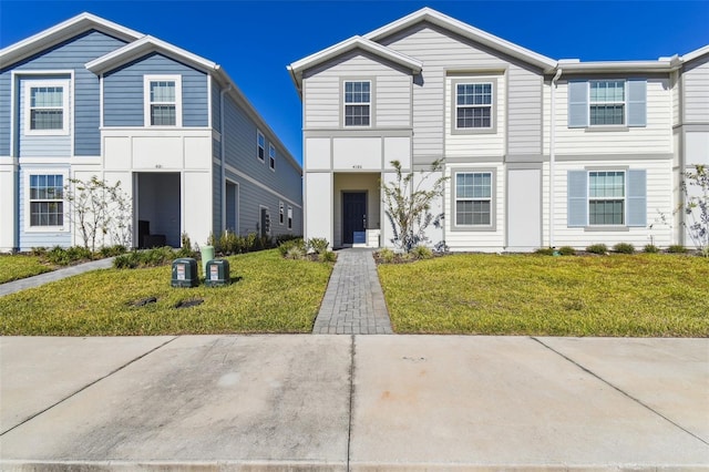 view of front of house with a front yard