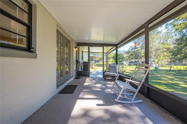 view of sunroom / solarium