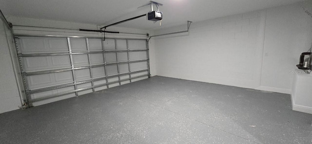 1030 Darlington Ct, Kissimmee, FL 34758 - garage featuring a garage door opener